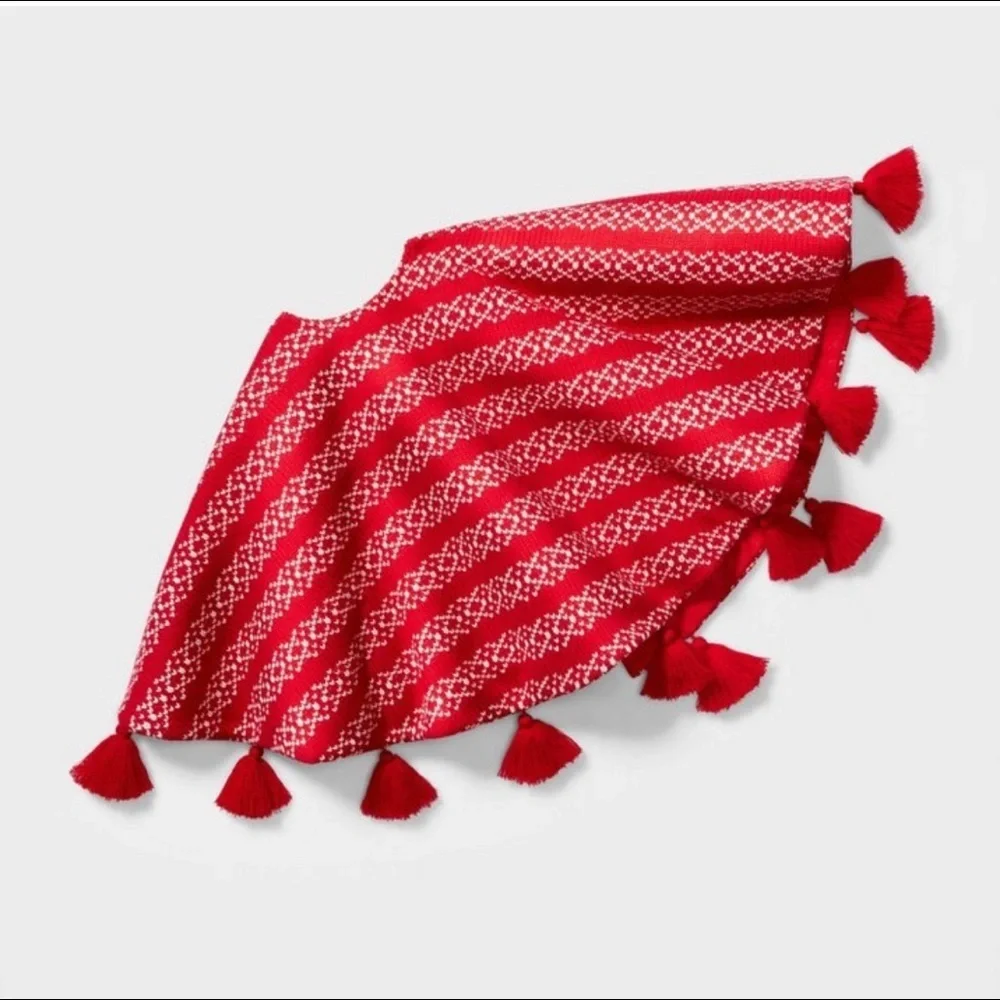 NWT 48in Fair Isle Christmas Tree Skirt with Tassels Red/White - Wondershop